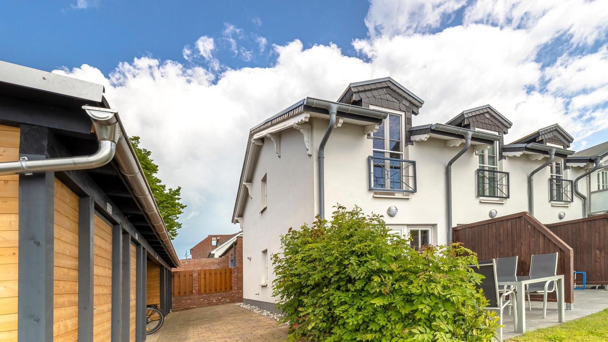 Haus Seeblick Mit 9 Wohnungen Alt Reddevitz Exterior foto